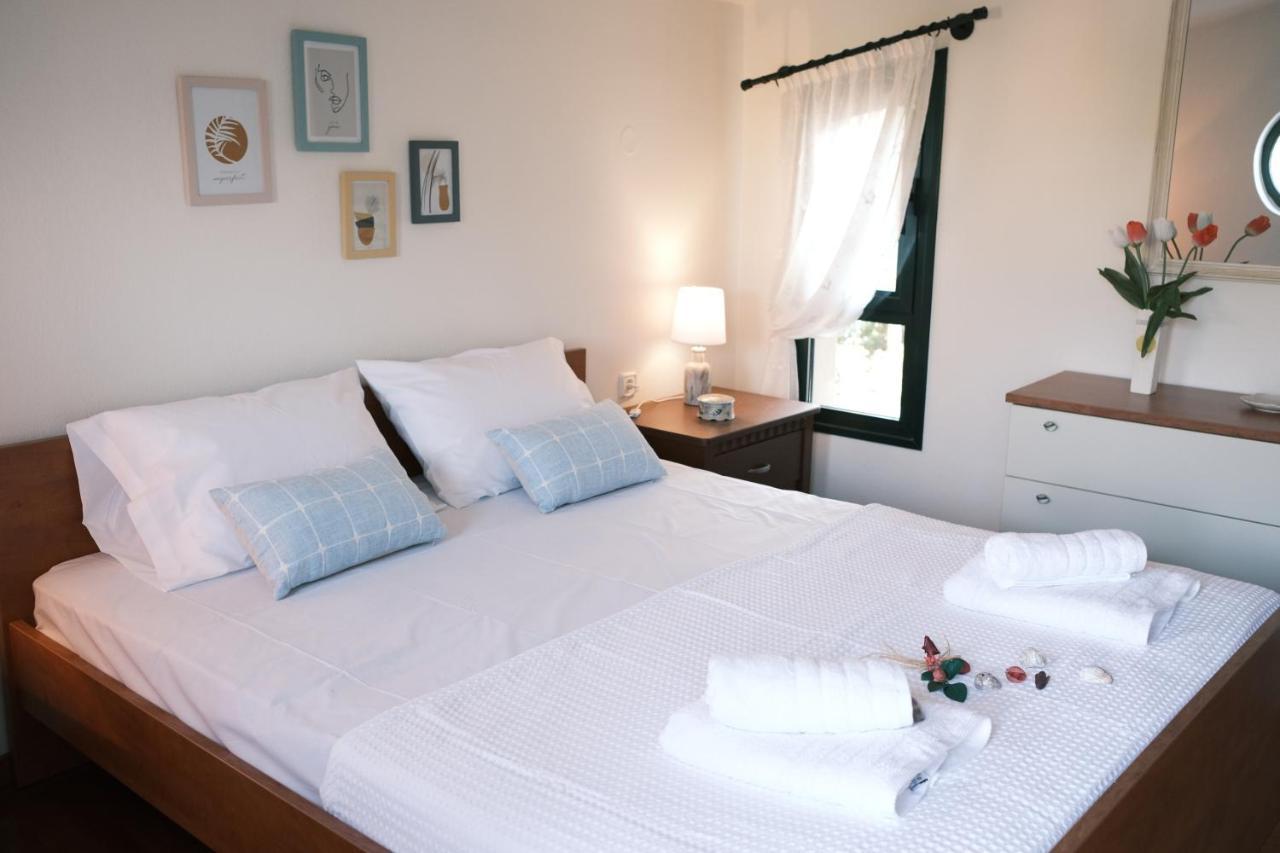 Crystal Bay Apartment Palaiontsiflikion Ngoại thất bức ảnh