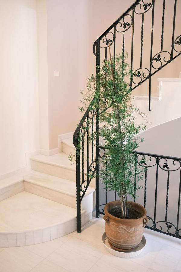 Crystal Bay Apartment Palaiontsiflikion Ngoại thất bức ảnh
