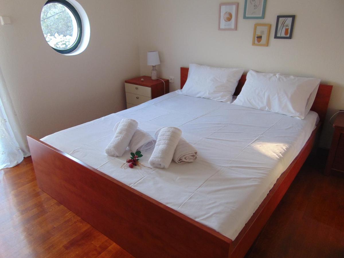 Crystal Bay Apartment Palaiontsiflikion Ngoại thất bức ảnh