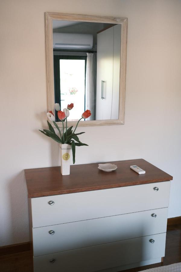 Crystal Bay Apartment Palaiontsiflikion Ngoại thất bức ảnh